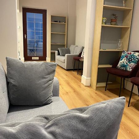 런던 Charming 4 Bed Town House With Roof Terrace 빌라 외부 사진